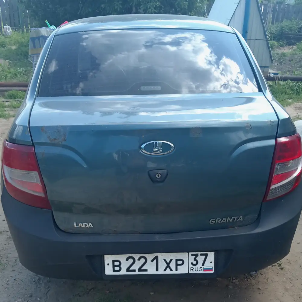 Lada Granta — фото 3 из 5