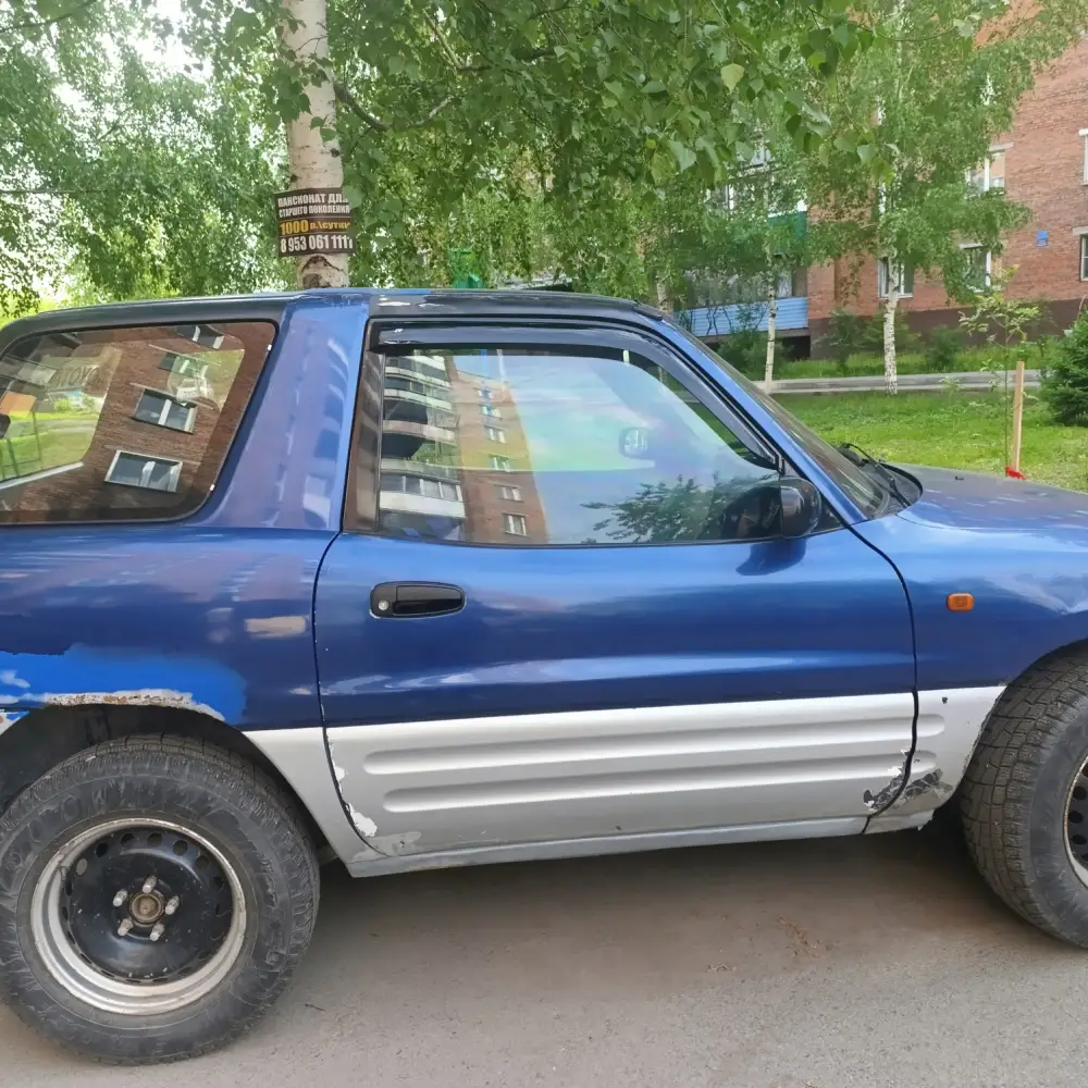 Toyota RAV4 — фото 2 из 6