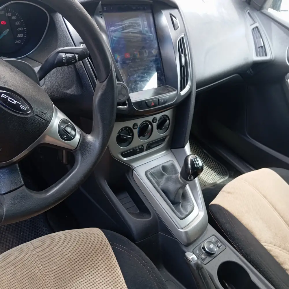 Ford Focus — фото 4 из 6