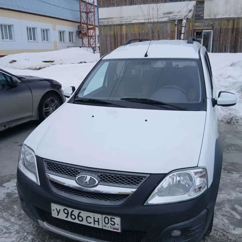 Lada Largus — фото 3 из 6