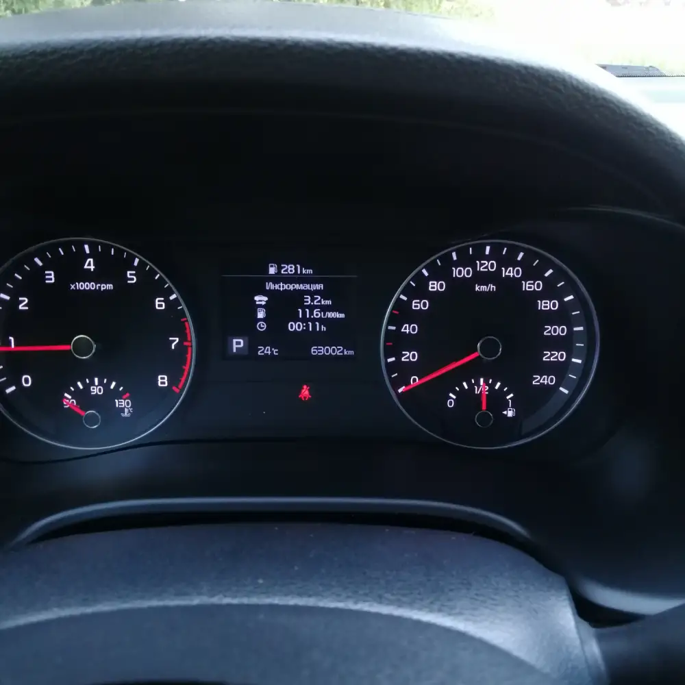 Kia Cerato — фото 6 из 6