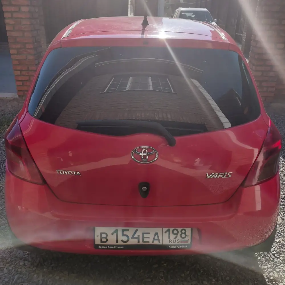 Toyota Yaris — фото 4 из 6