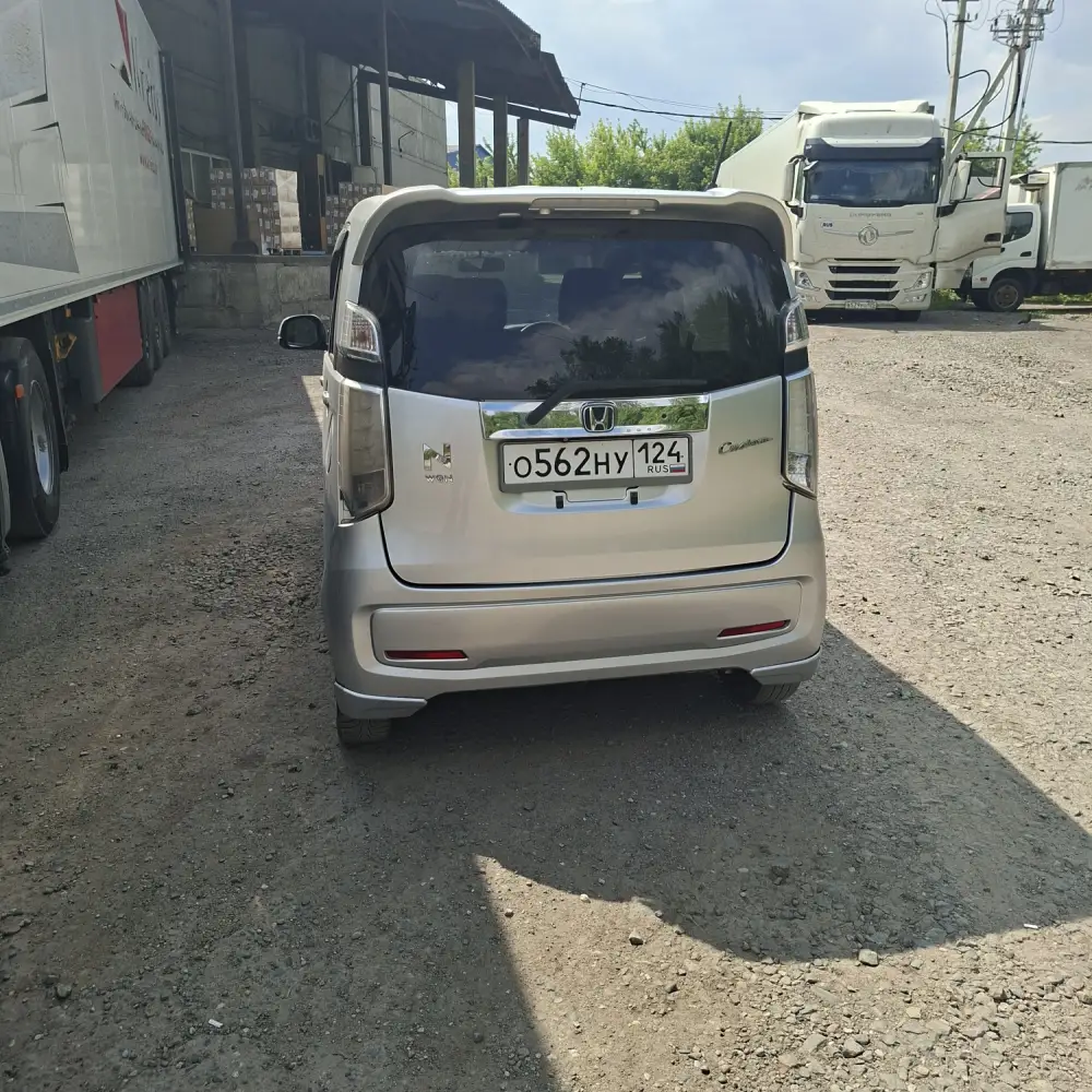 Honda N-WGN — фото 3 из 4