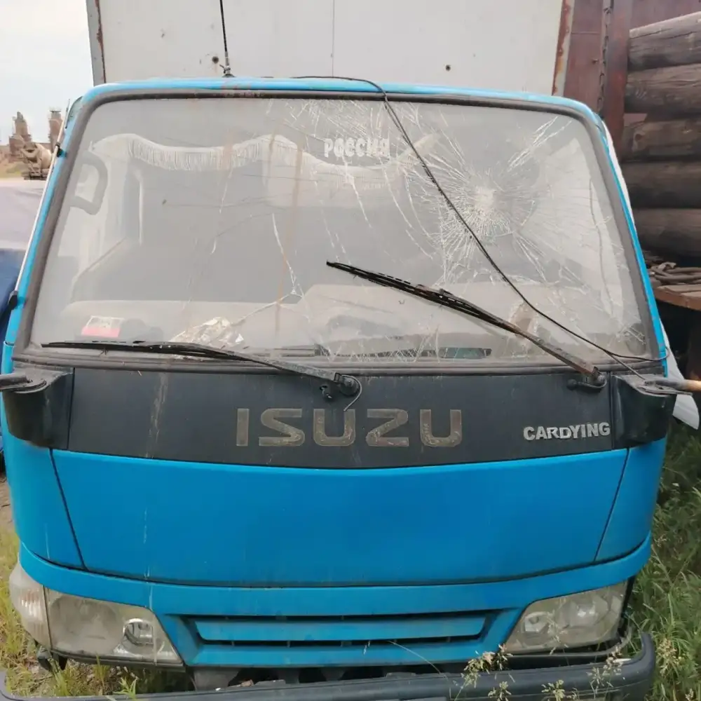 Isuzu 117 — фото 6 из 6