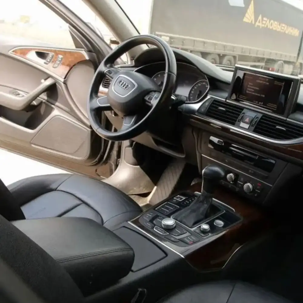Audi A6 — фото 2 из 6