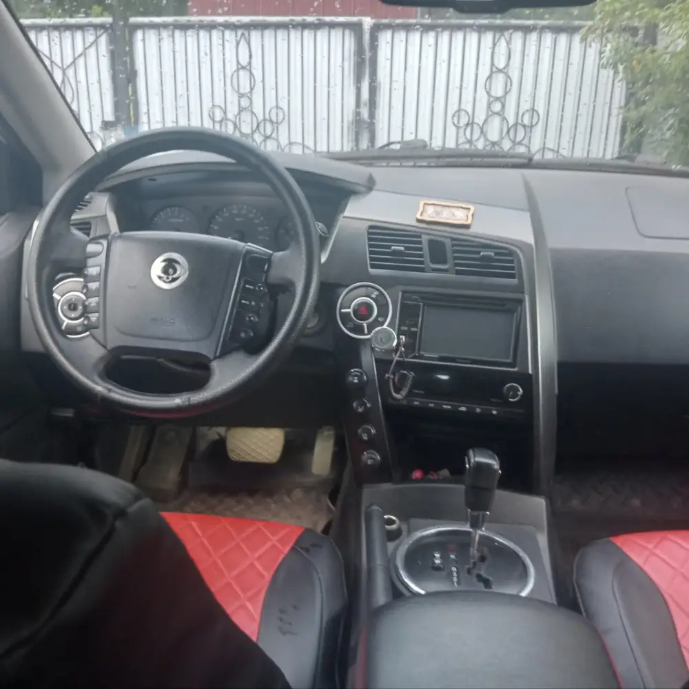 SsangYong Kyron — фото 2 из 6