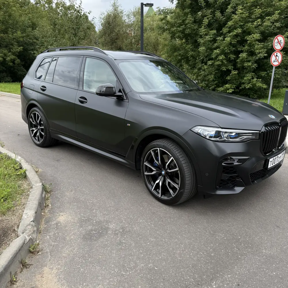 BMW X7 — фото 2 из 6