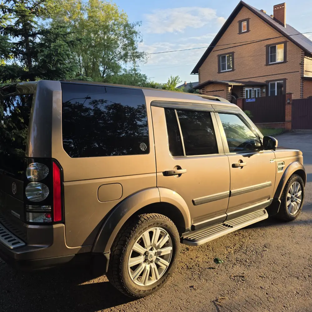 Land Rover Discovery — фото 4 из 6