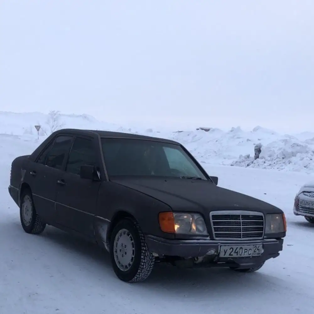 Mercedes-Benz W124 — фото 1 из 3