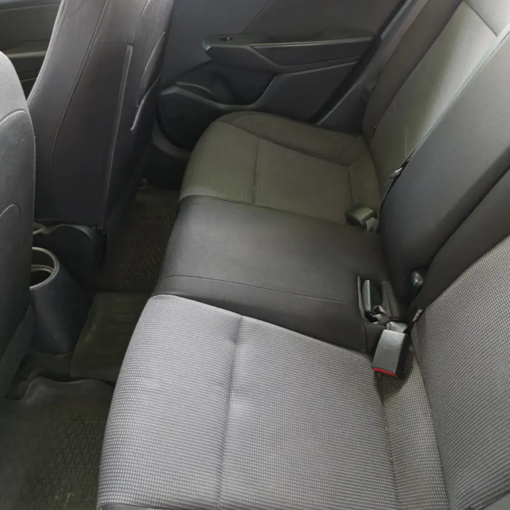 Hyundai Solaris — фото 6 из 6