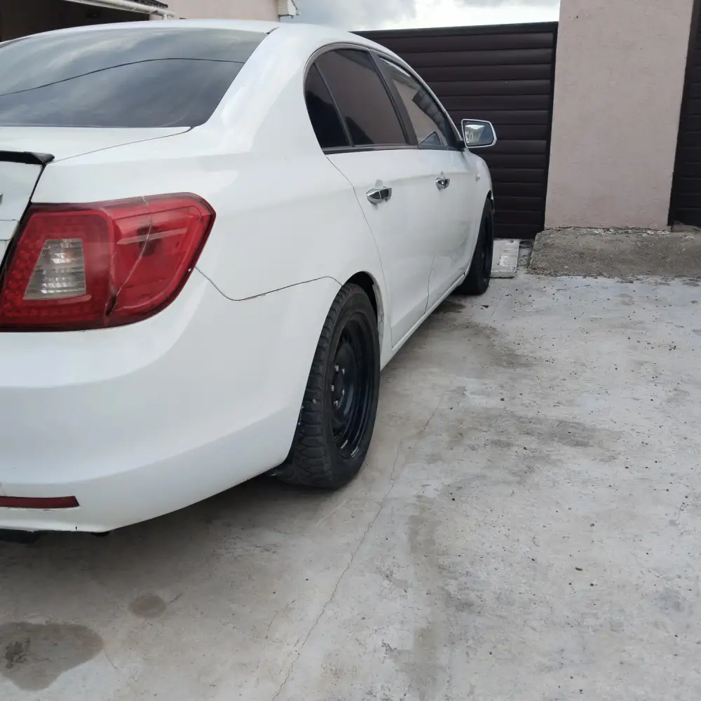 Lifan Cebrium 720 — фото 5 из 6