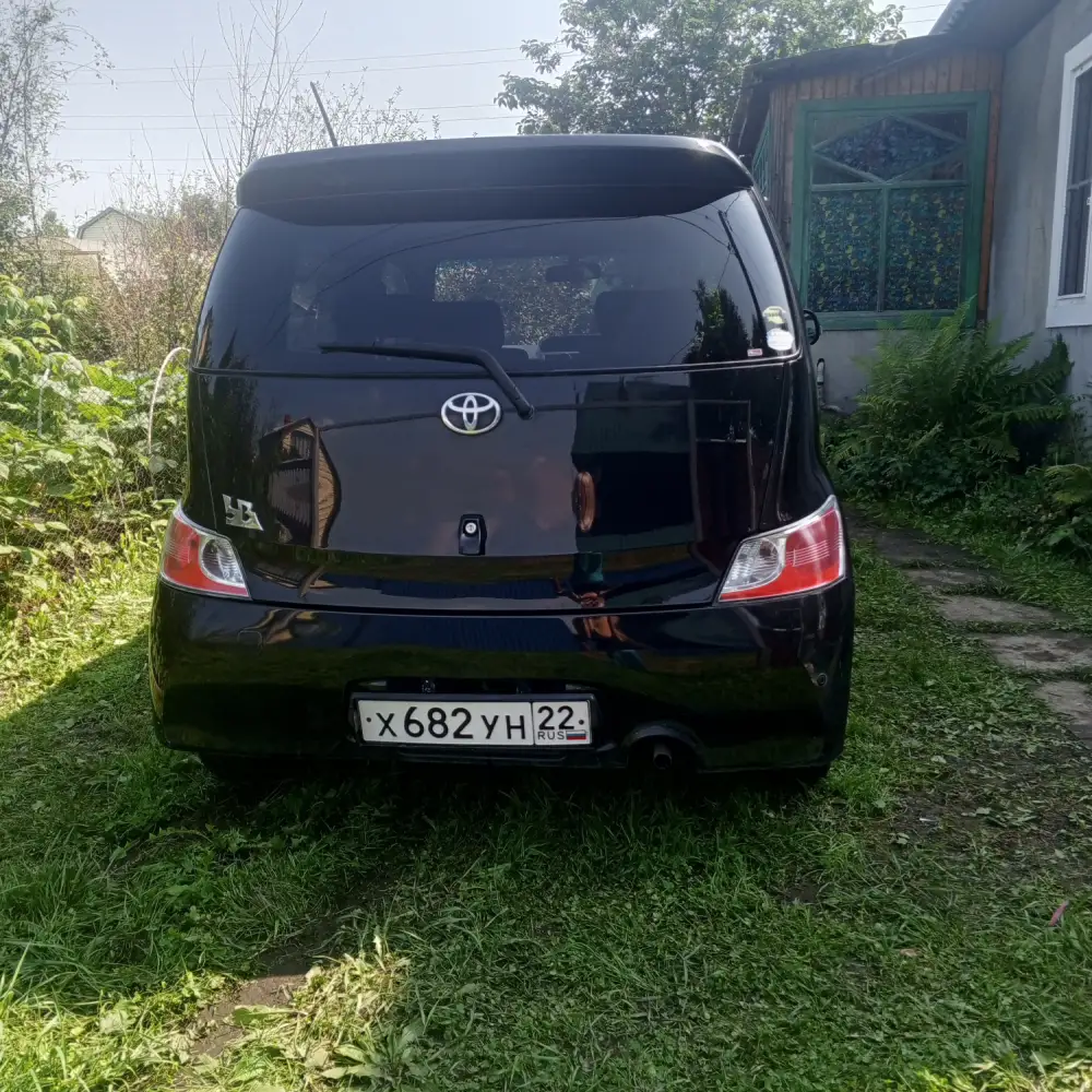 Toyota bB — фото 4 из 6