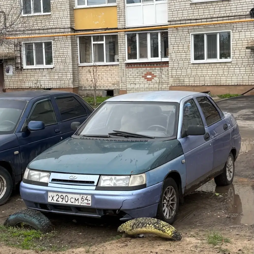 Lada 2110 — фото 1 из 2