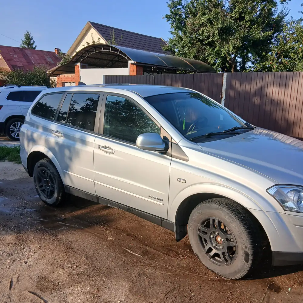SsangYong Kyron — фото 2 из 6