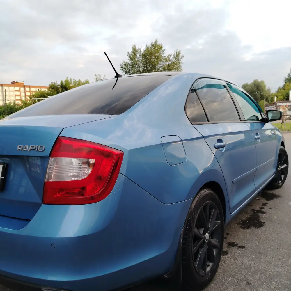 Skoda Rapid — фото 4 из 6