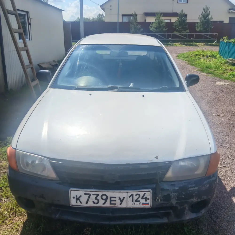 Nissan AD — фото 1 из 4