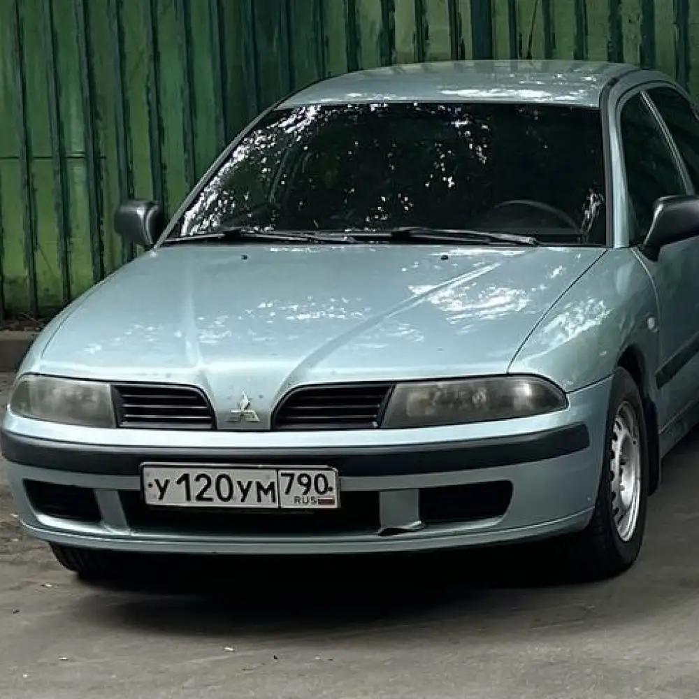 Mitsubishi Carisma — фото 1 из 6