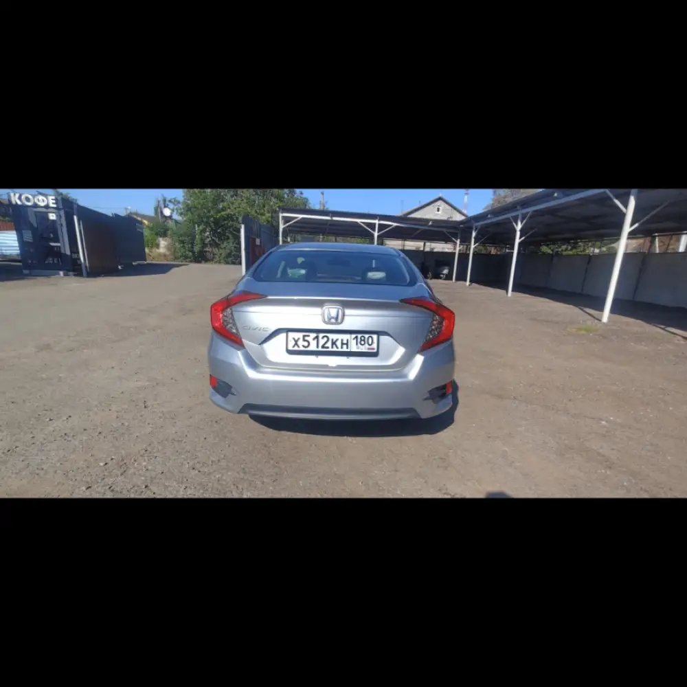 Honda Civic — фото 6 из 6