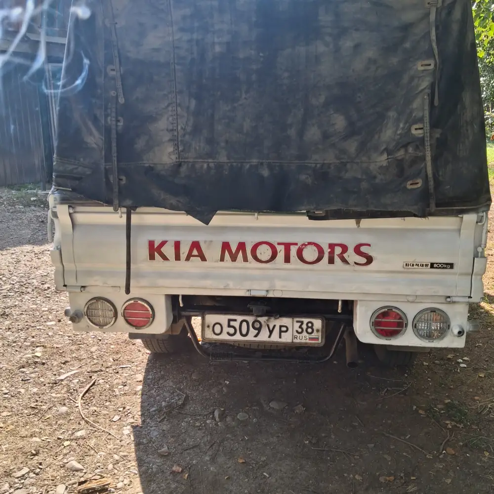 Kia Bongo — фото 3 из 6