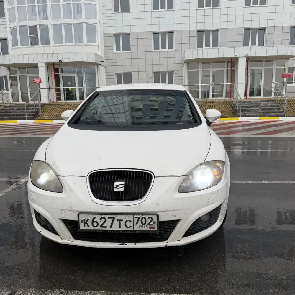 SEAT Leon — фото 1 из 6