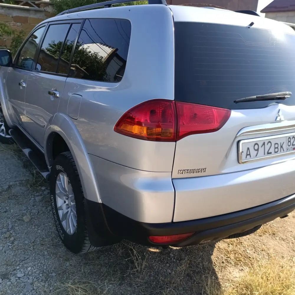 Mitsubishi Pajero Sport — фото 3 из 6