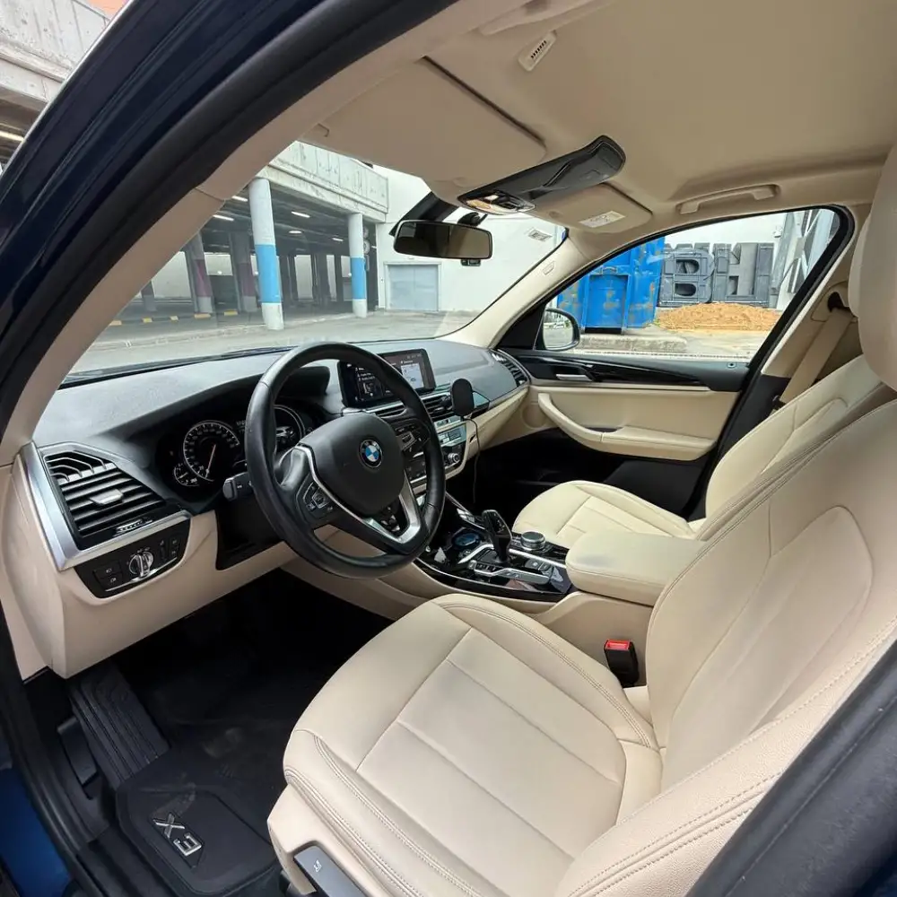 BMW X3 — фото 6 из 6