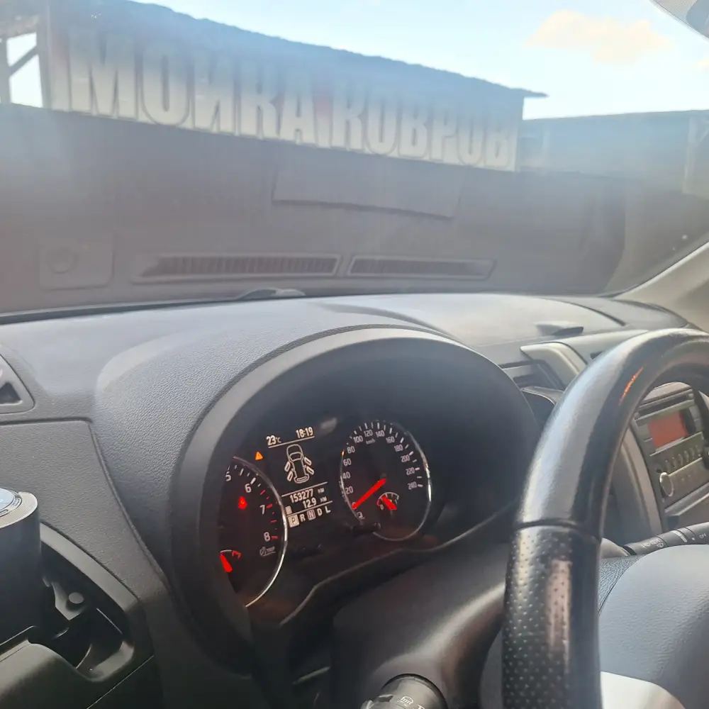 Nissan X-Trail — фото 2 из 6