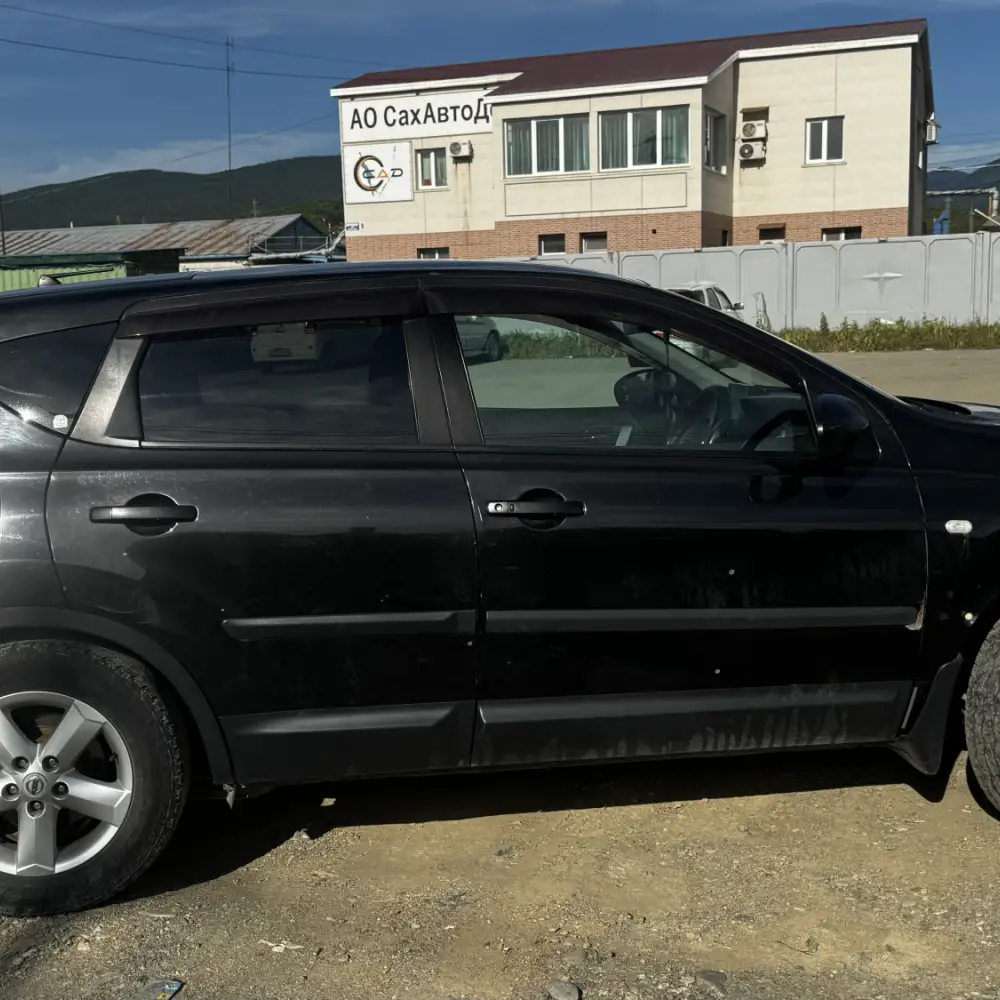 Nissan Dualis — фото 6 из 6