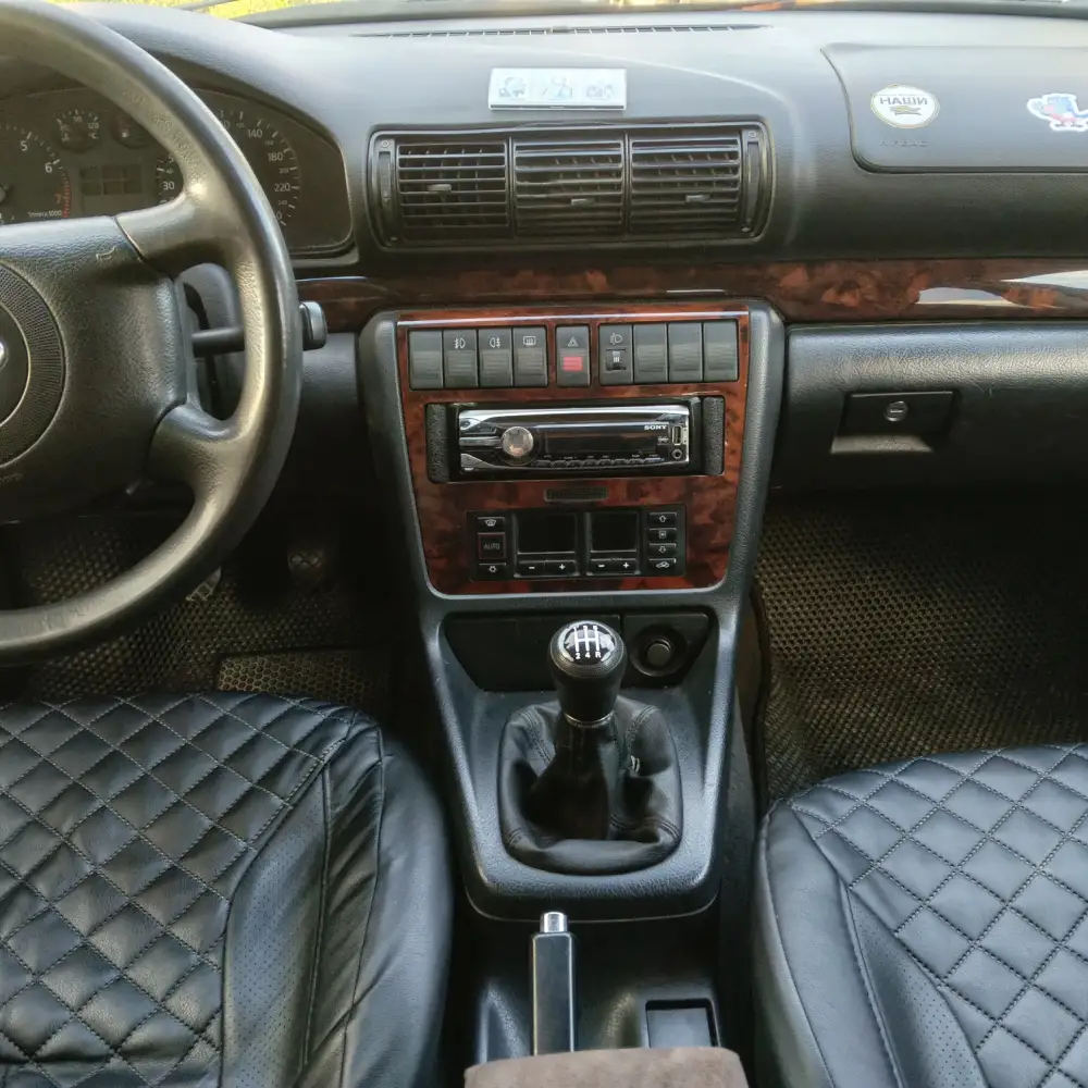 Audi A4 — фото 3 из 4