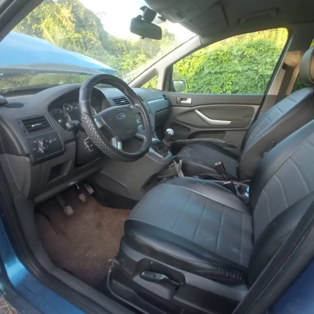 Ford C-MAX — фото 6 из 6