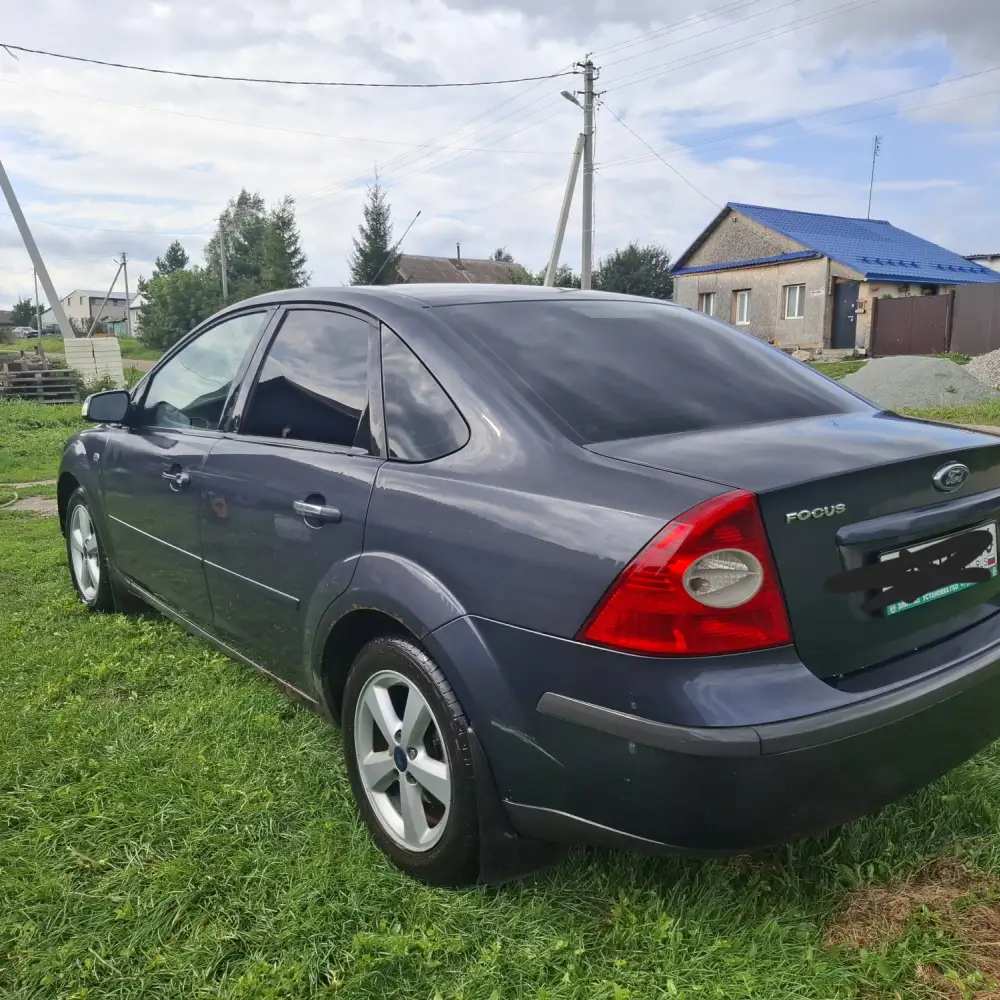 Ford Focus — фото 1 из 6