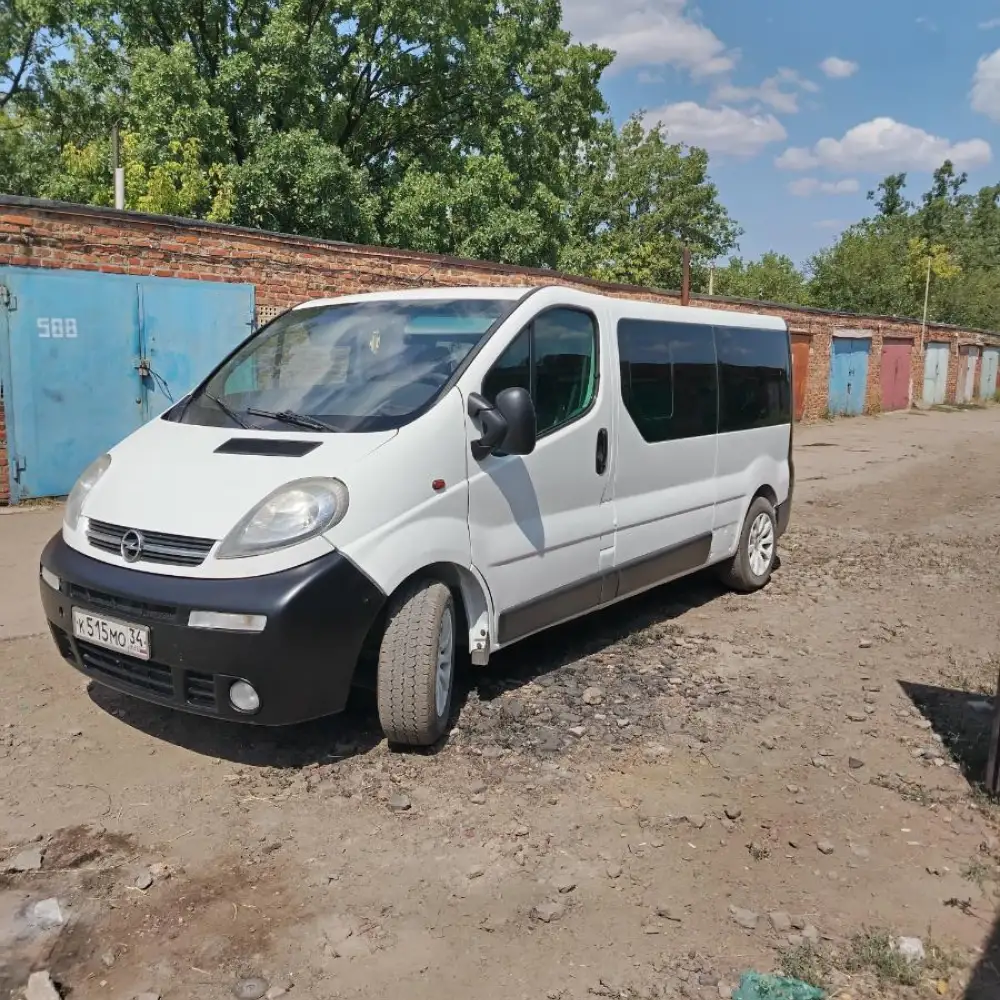 Opel Vivaro — фото 1 из 6