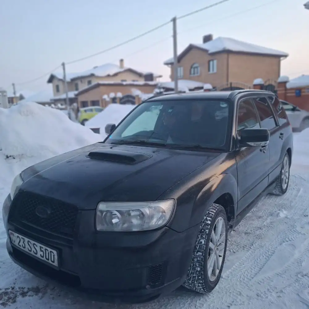 Subaru Forester — фото 1 из 6