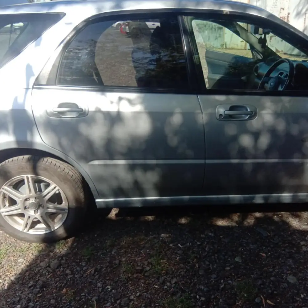 Subaru Impreza — фото 5 из 6