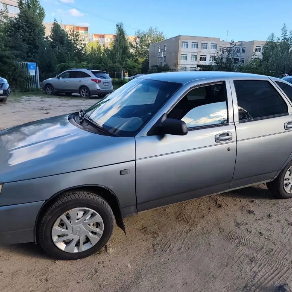 Lada 2112 — фото 1 из 6