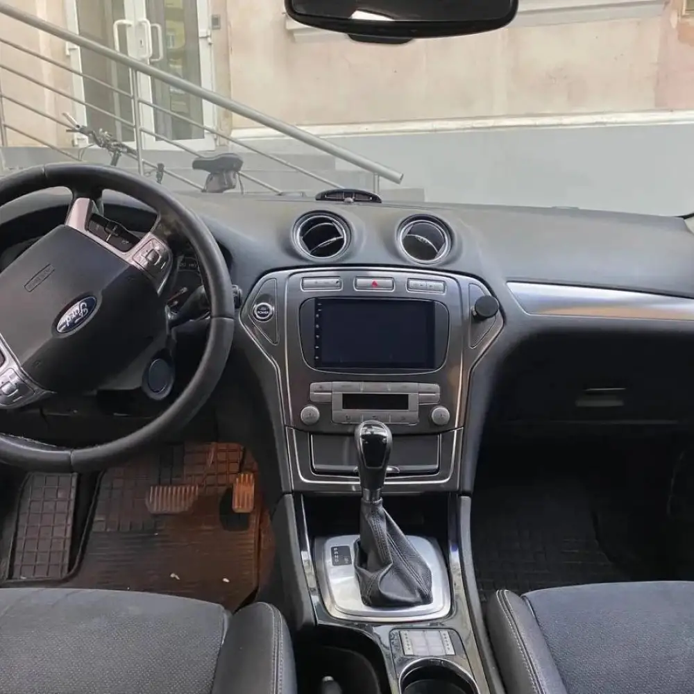 Ford Mondeo — фото 2 из 6