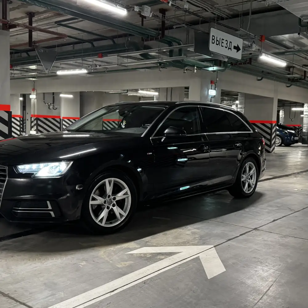 Audi A4 — фото 2 из 5