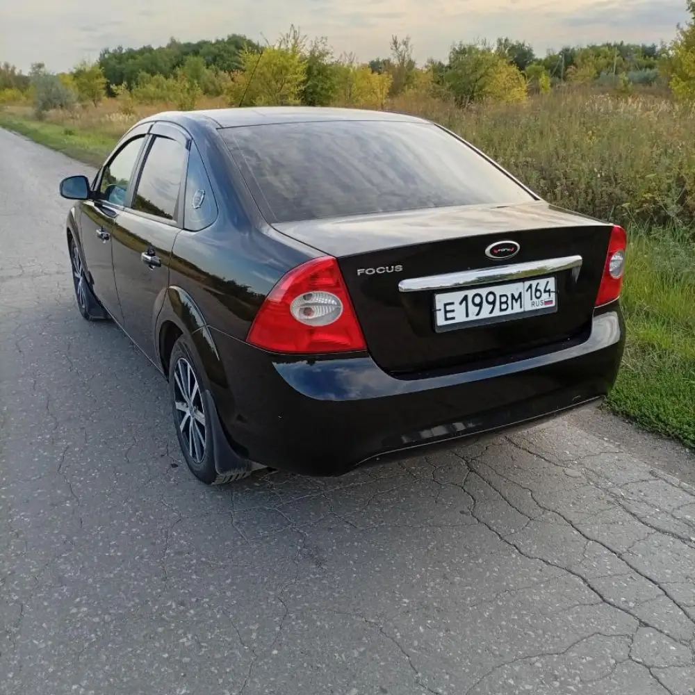 Ford Focus RS — фото 6 из 6