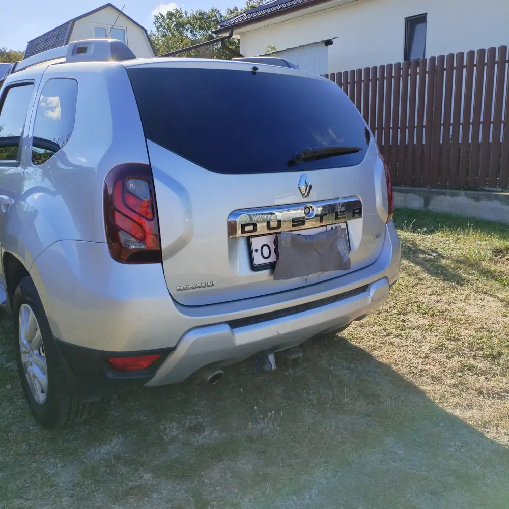 Renault Duster — фото 5 из 6