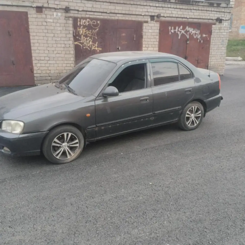 Hyundai Accent — фото 2 из 5
