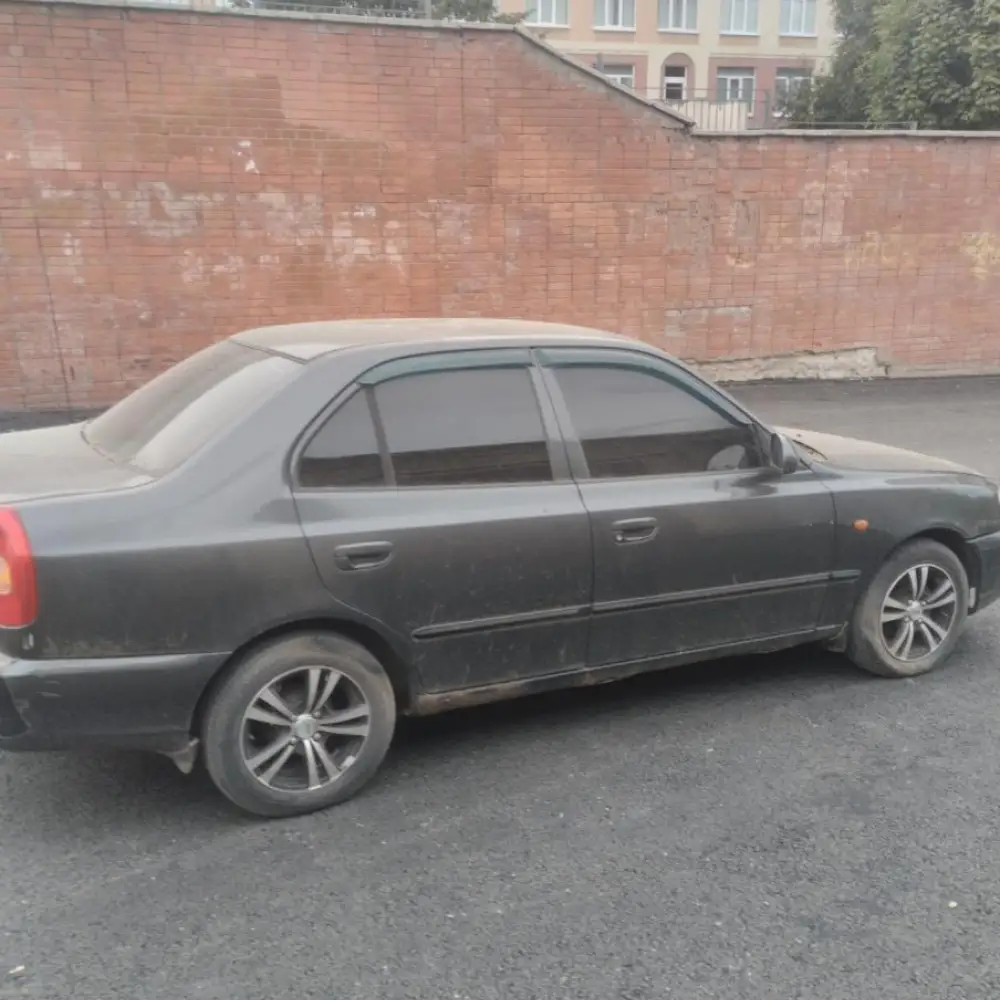 Hyundai Accent — фото 4 из 5