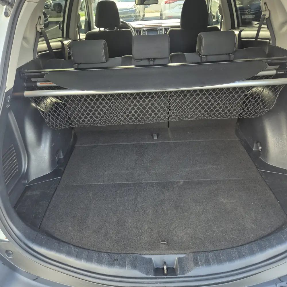 Toyota RAV4 — фото 4 из 6