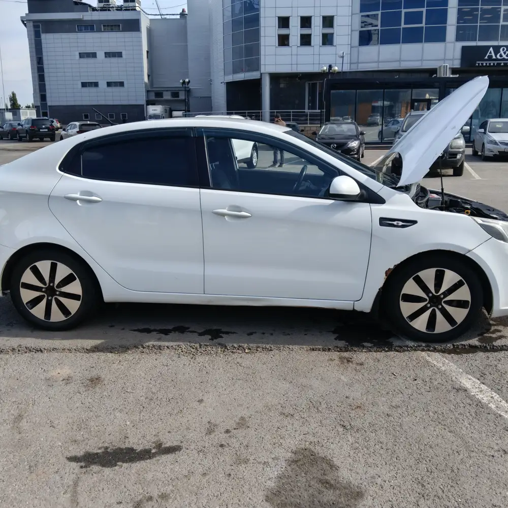 Kia Rio — фото 1 из 6