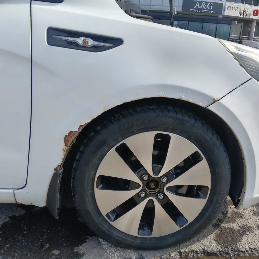 Kia Rio — фото 6 из 6
