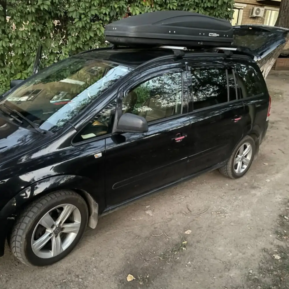 Opel Zafira — фото 6 из 6