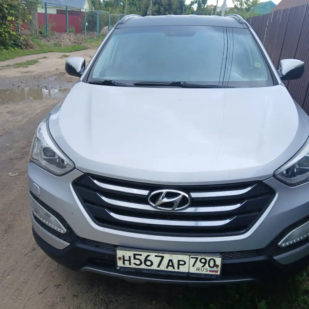 Hyundai Santa Fe — фото 1 из 6