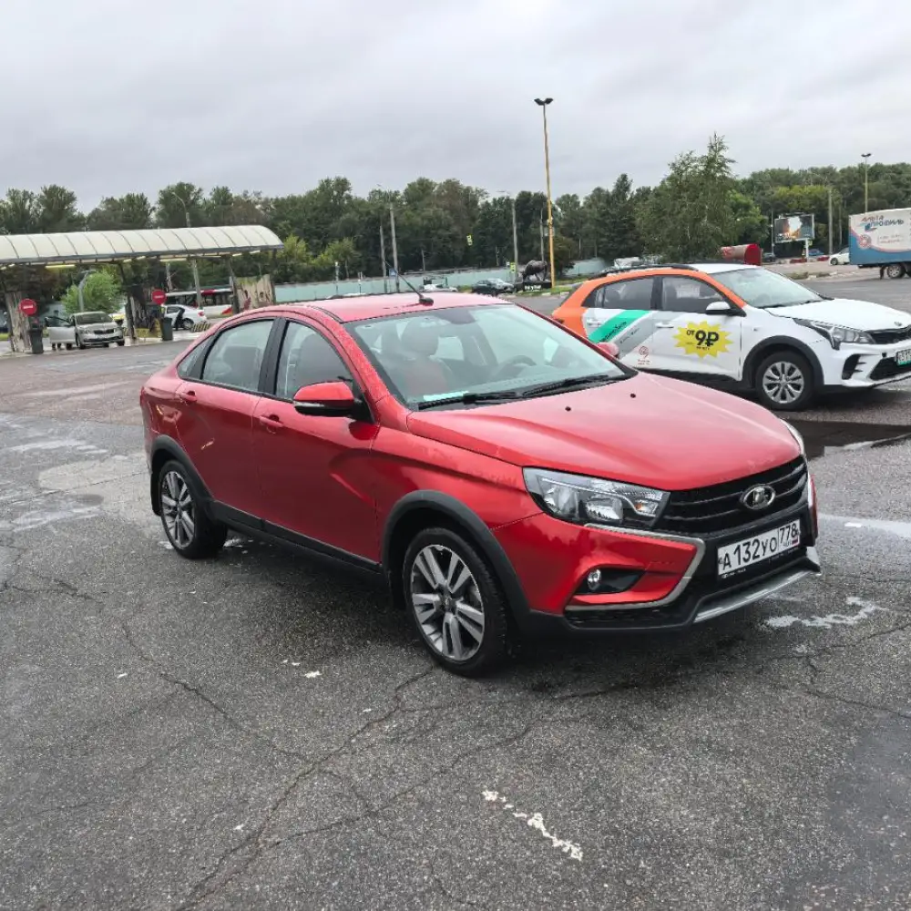 Lada Vesta — фото 2 из 6