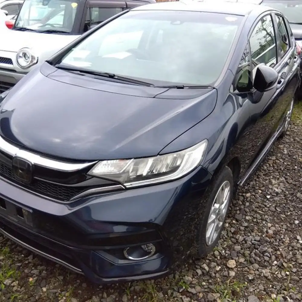 Honda Fit — фото 2 из 6