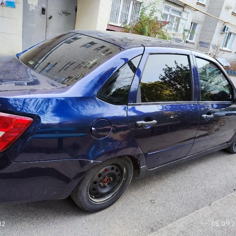 Lada Granta — фото 3 из 6