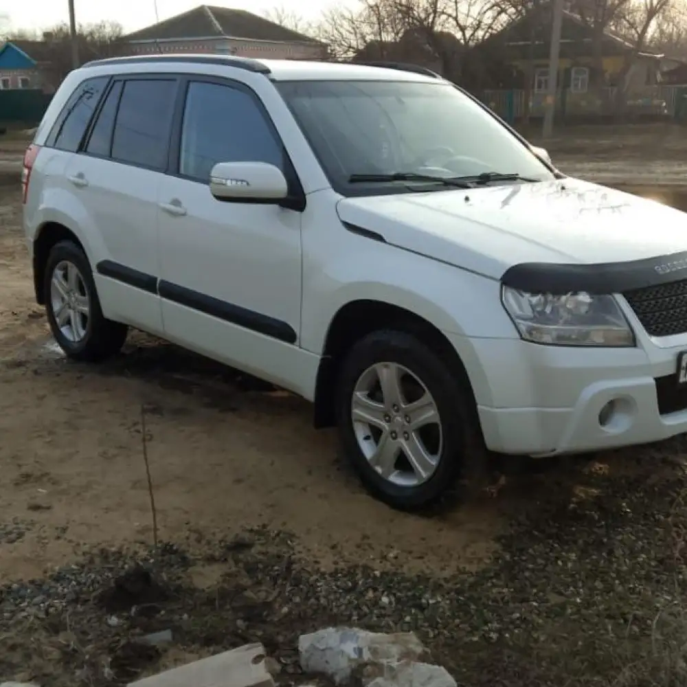 Suzuki Grand Vitara — фото 3 из 6